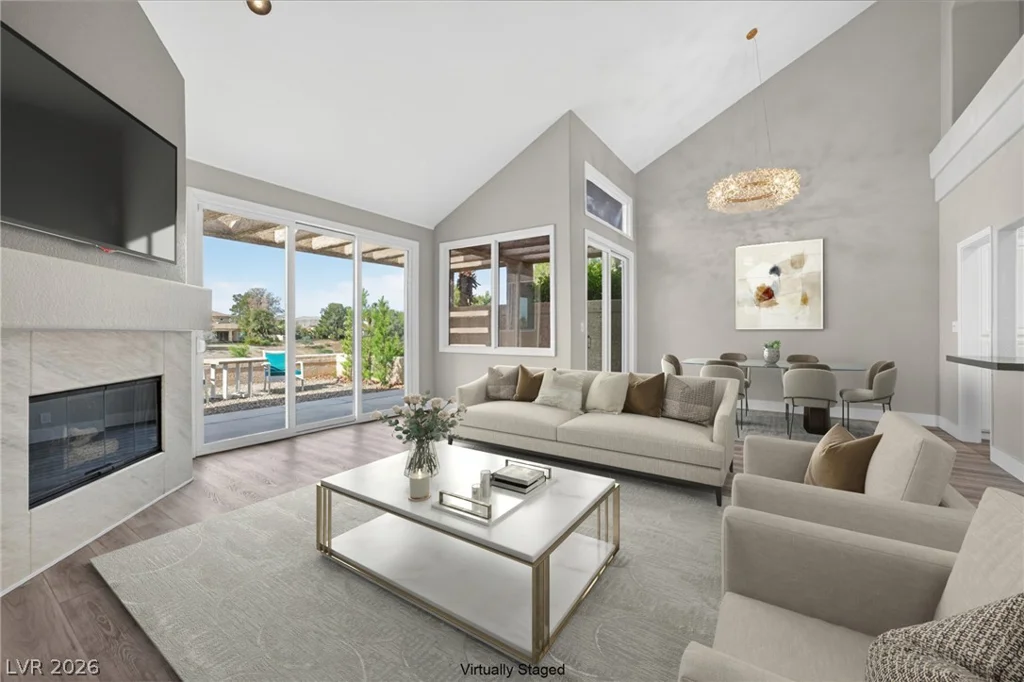 8185 Round Hills, Las Vegas, NV 89113