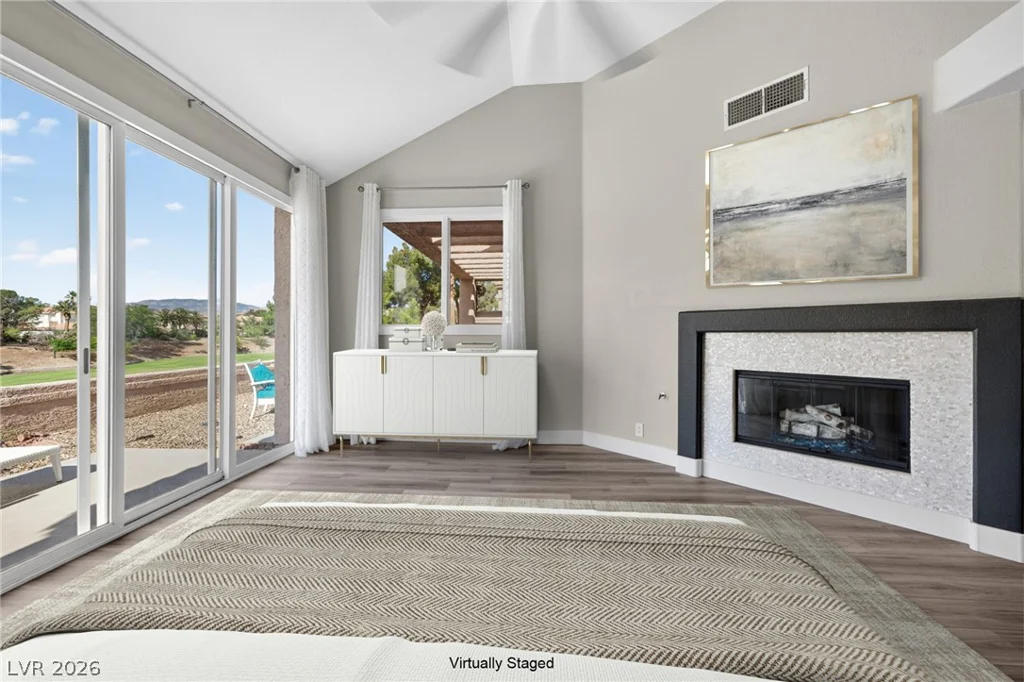 8185 Round Hills, Las Vegas, NV 89113