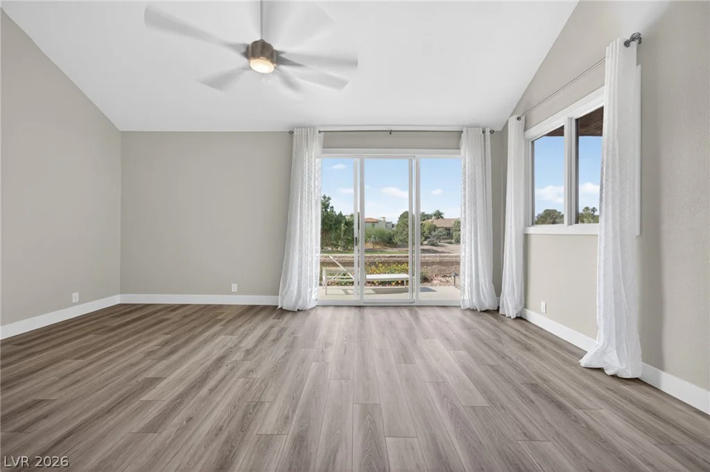 8185 Round Hills, Las Vegas, NV 89113