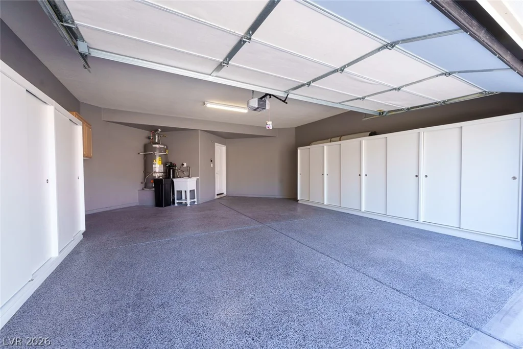 8185 Round Hills, Las Vegas, NV 89113