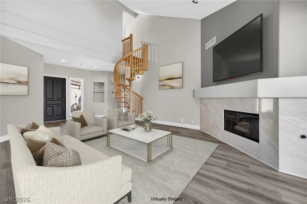 8185 Round Hills, Las Vegas, NV 89113