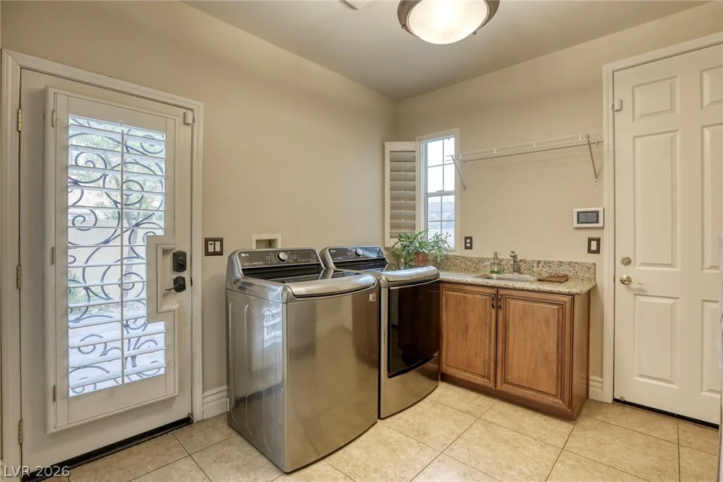 6908 Via Locanda, Las Vegas, NV 89131