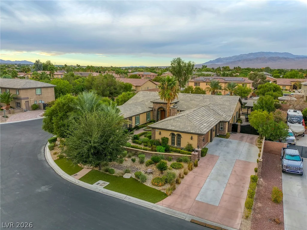 6908 Via Locanda, Las Vegas, NV 89131