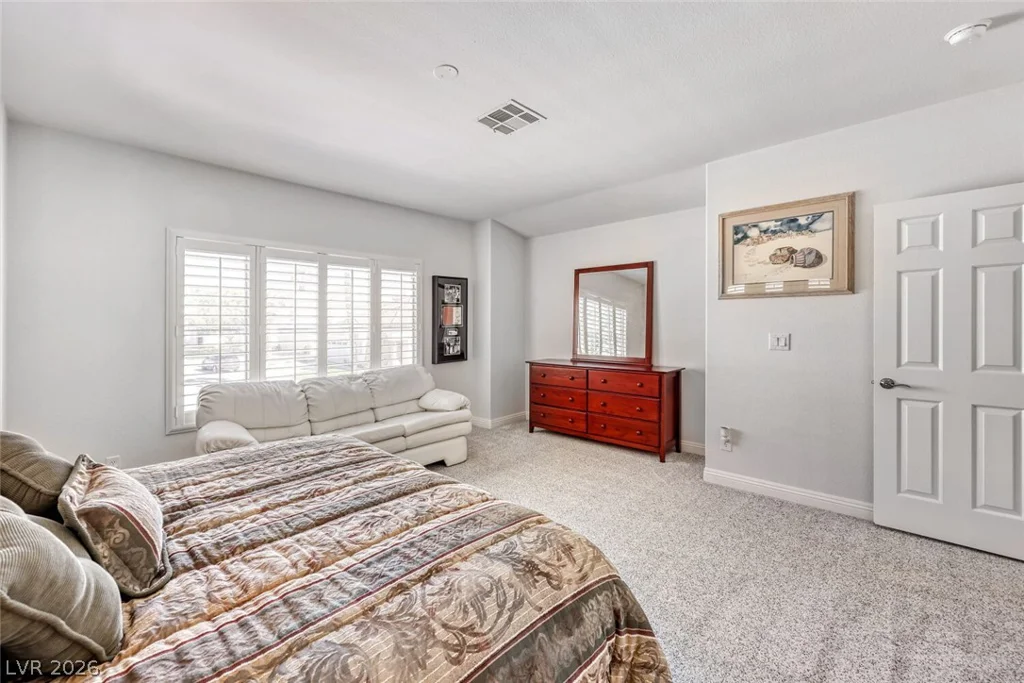 8083 Shadowvale, Las Vegas, NV 89147