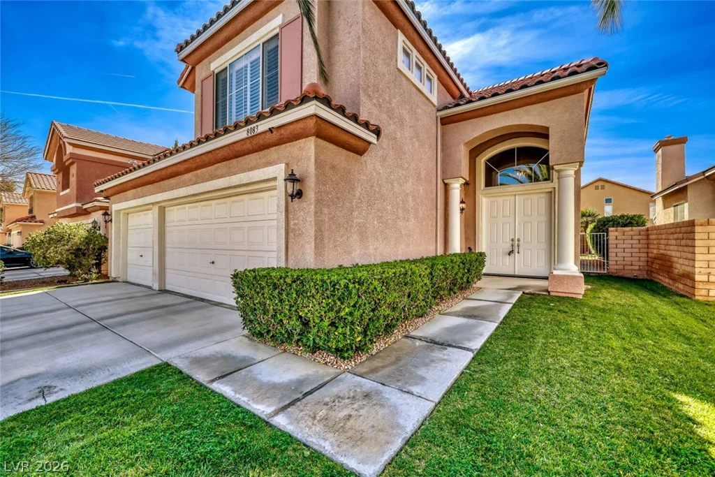 8083 Shadowvale, Las Vegas, NV 89147