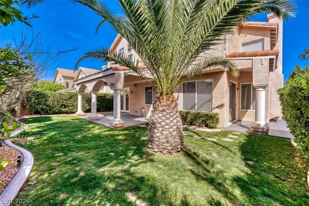 8083 Shadowvale, Las Vegas, NV 89147