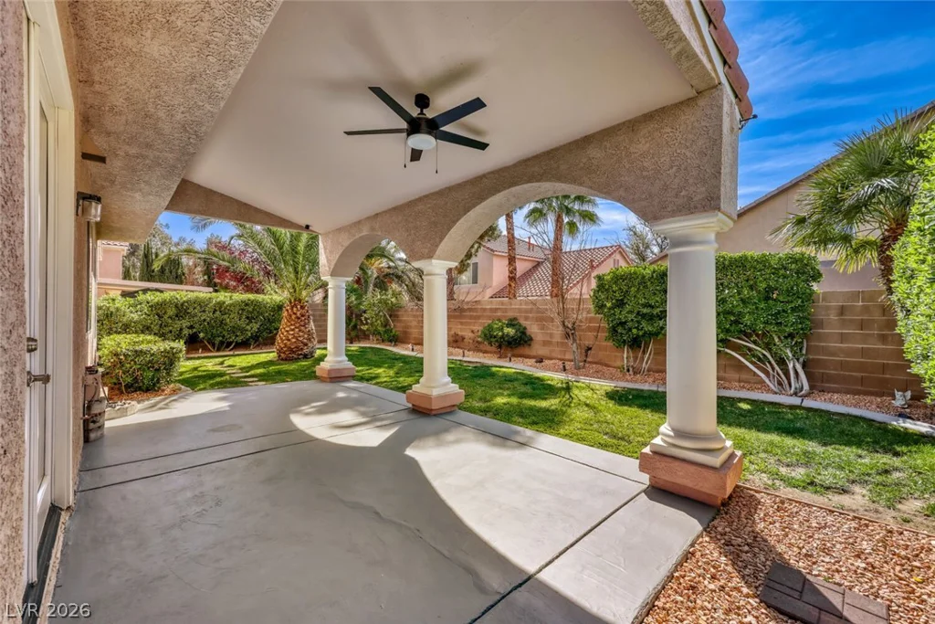 8083 Shadowvale, Las Vegas, NV 89147