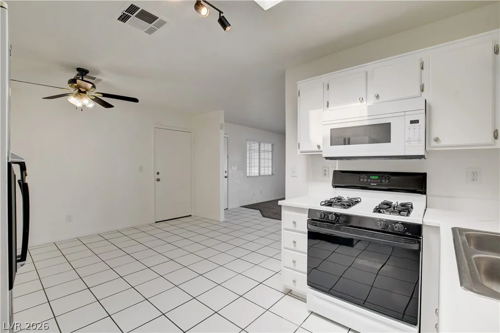 2100 Haven Hill, Las Vegas, NV 89106