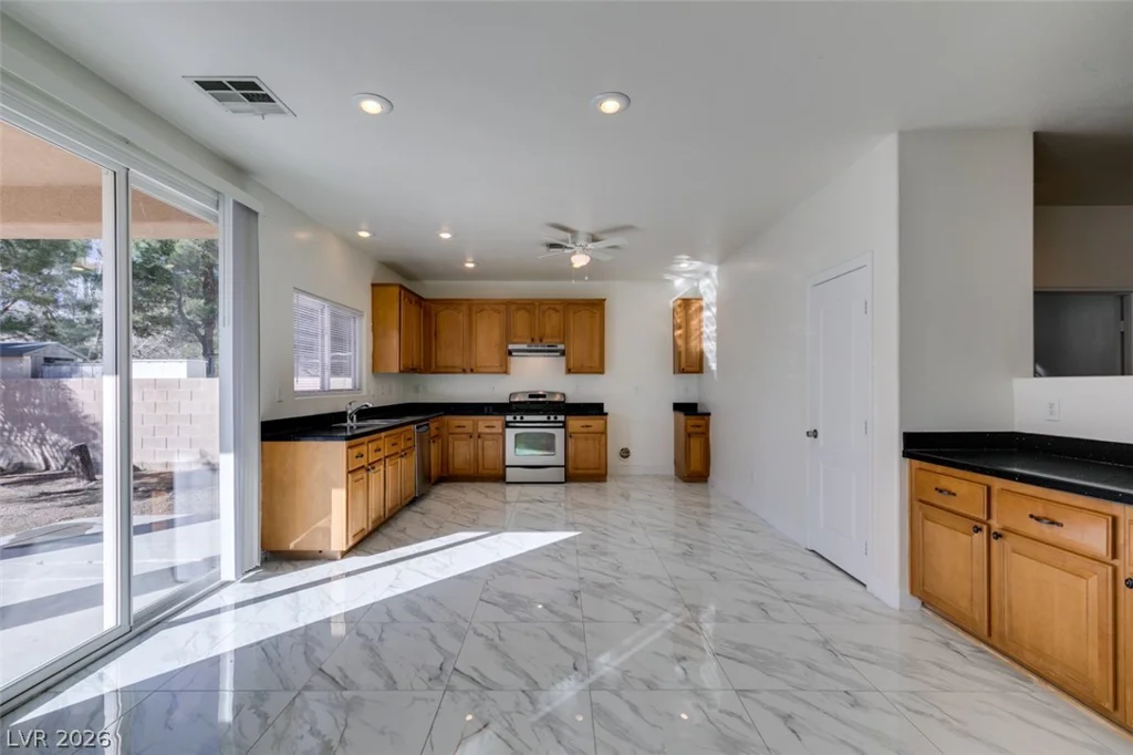 3217 Aspinwall, North Las Vegas, NV 89081