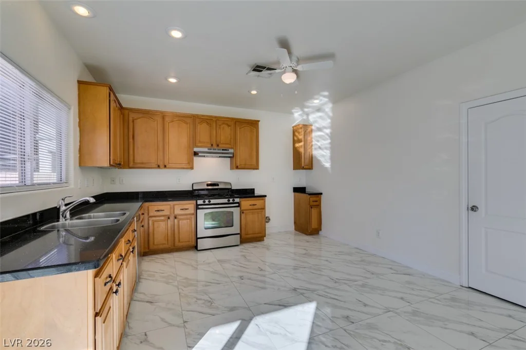 3217 Aspinwall, North Las Vegas, NV 89081