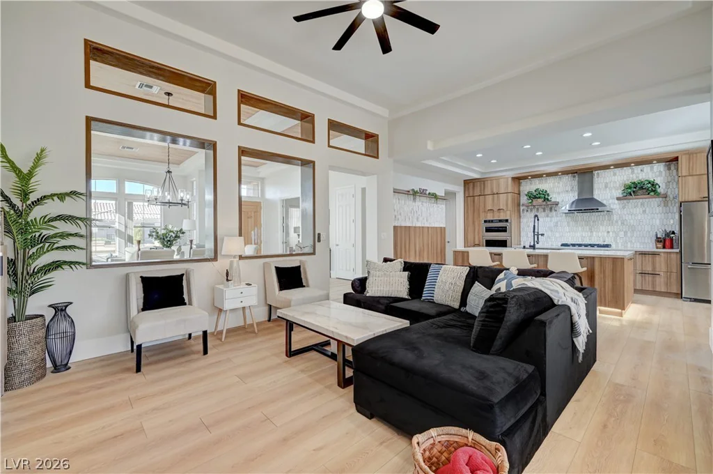 10613 Sky Meadows, Las Vegas, NV 89134