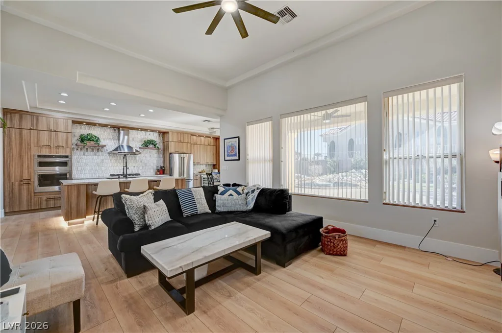 10613 Sky Meadows, Las Vegas, NV 89134