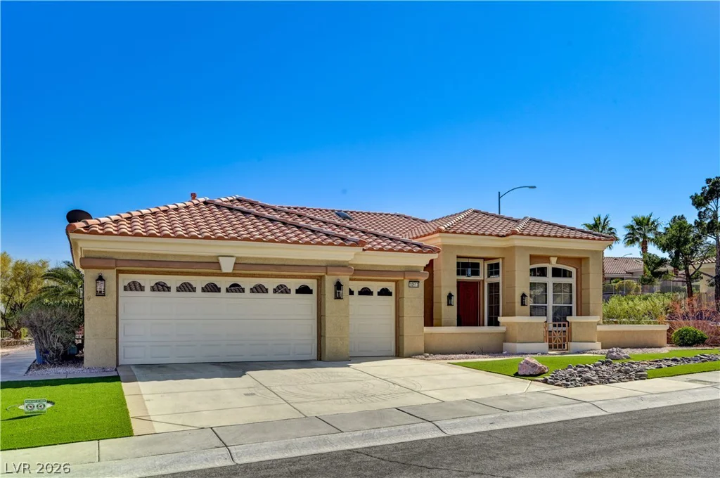 10613 Sky Meadows, Las Vegas, NV 89134