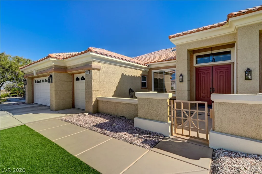 10613 Sky Meadows, Las Vegas, NV 89134