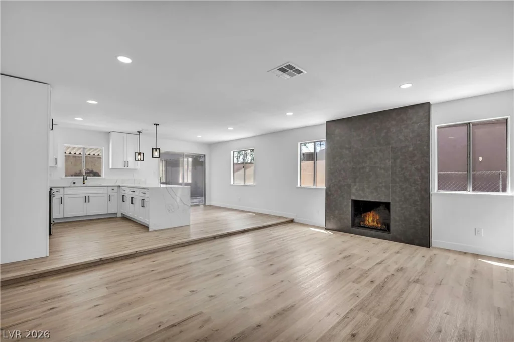 4805 Terra Linda, Las Vegas, NV 89120