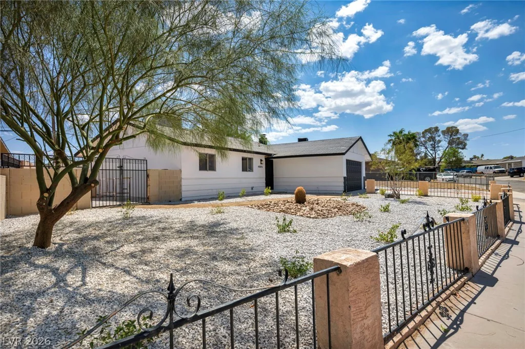 4805 Terra Linda, Las Vegas, NV 89120