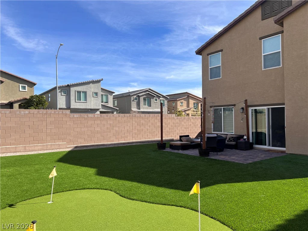 10748 Wild Poppy, Las Vegas, NV 89129