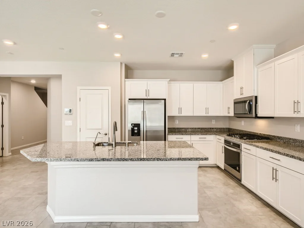 10748 Wild Poppy, Las Vegas, NV 89129