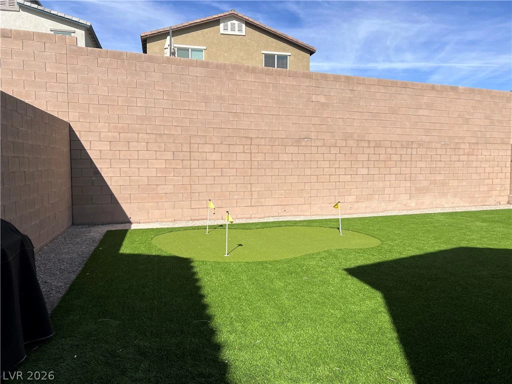 10748 Wild Poppy, Las Vegas, NV 89129