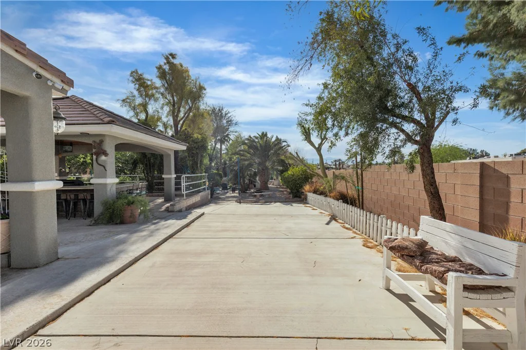 131 Beesley, Las Vegas, NV 89110