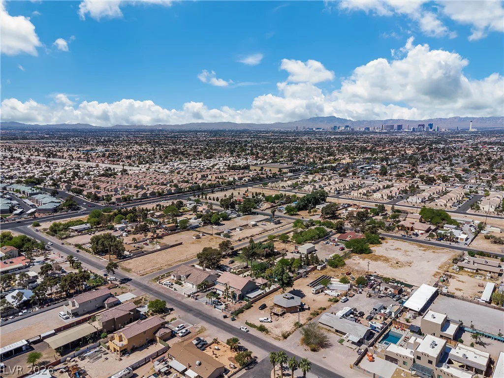 131 Beesley, Las Vegas, NV 89110