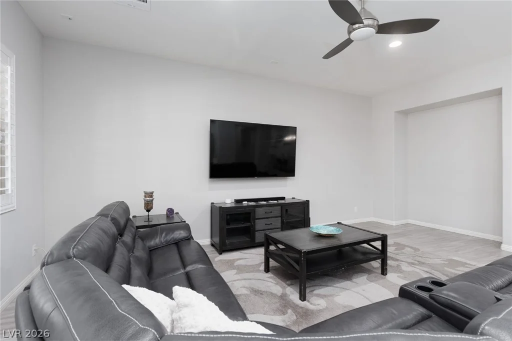 10320 Mystic Ledge, Las Vegas, NV 89149