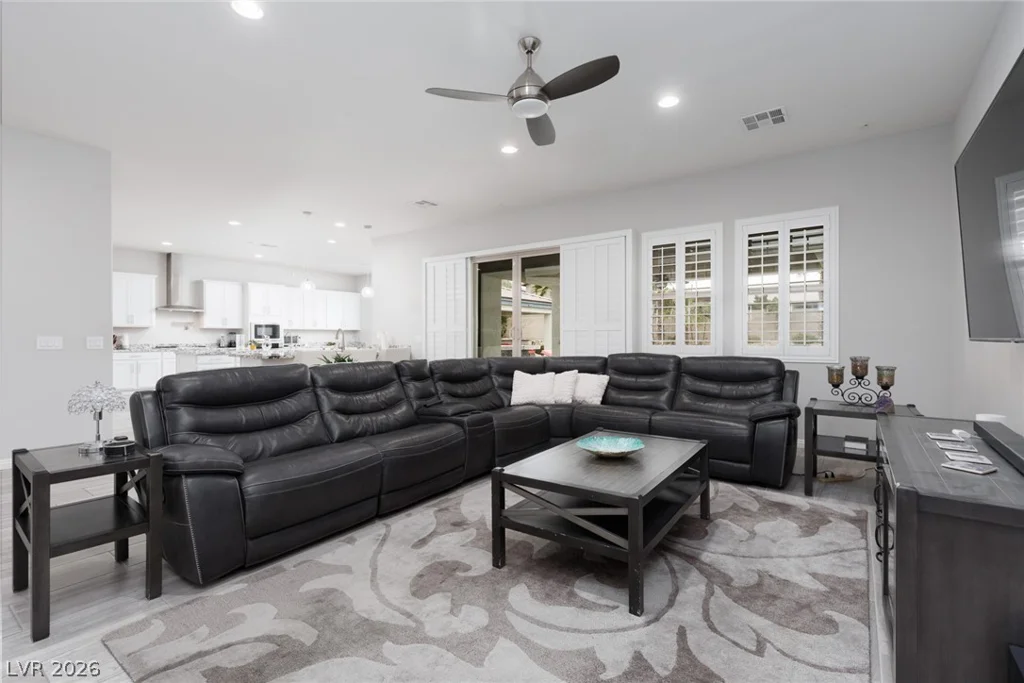 10320 Mystic Ledge, Las Vegas, NV 89149