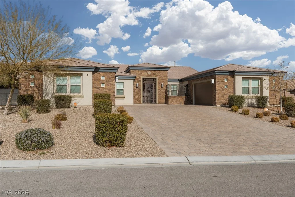 10320 Mystic Ledge, Las Vegas, NV 89149