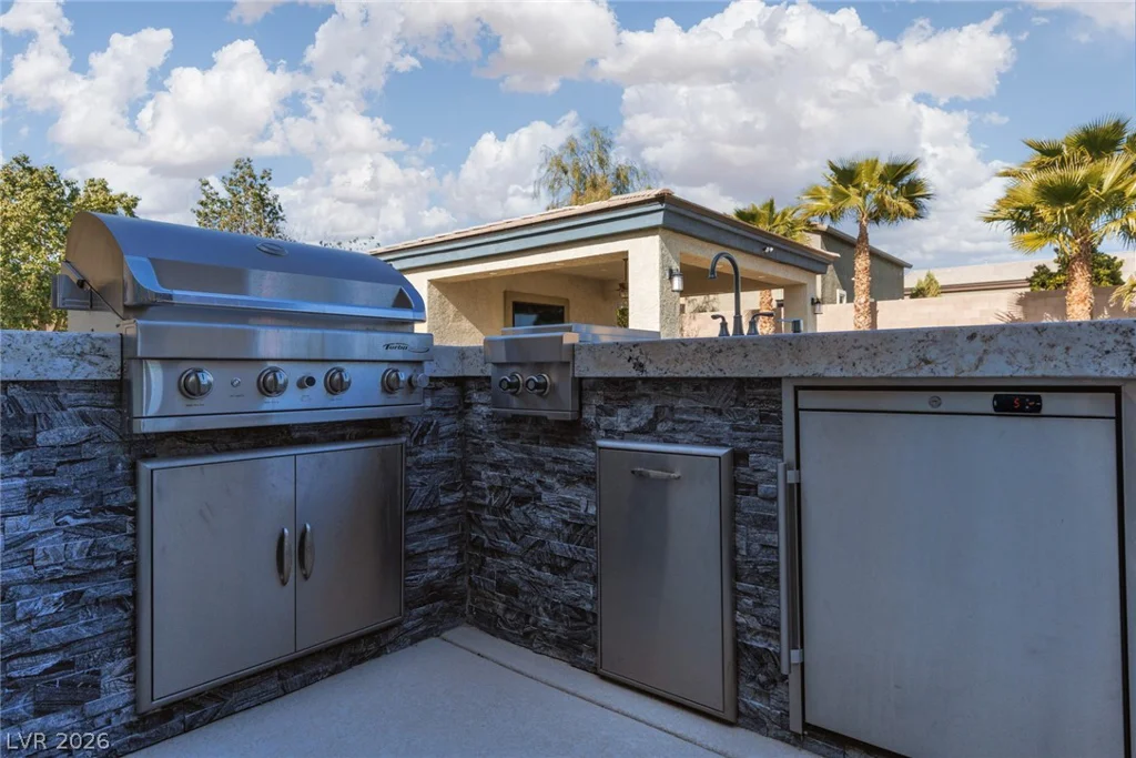 10320 Mystic Ledge, Las Vegas, NV 89149
