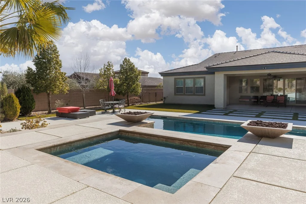 10320 Mystic Ledge, Las Vegas, NV 89149