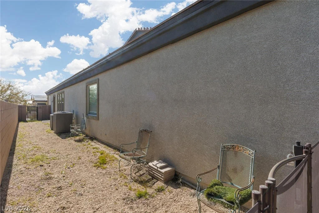 10320 Mystic Ledge, Las Vegas, NV 89149