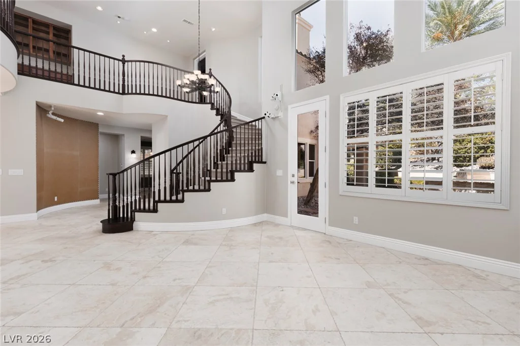 2451 Hollow Rock, Las Vegas, NV 89135
