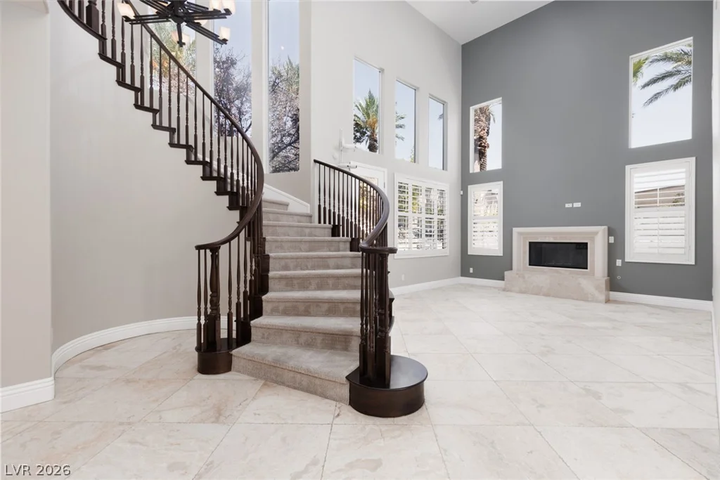 2451 Hollow Rock, Las Vegas, NV 89135