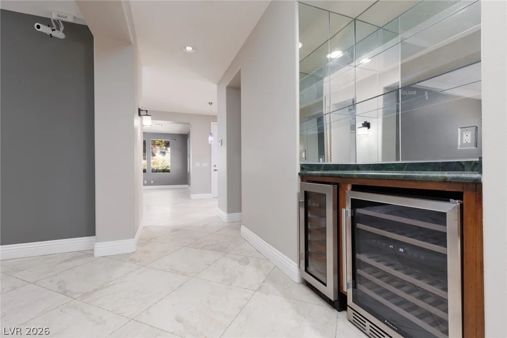 2451 Hollow Rock, Las Vegas, NV 89135