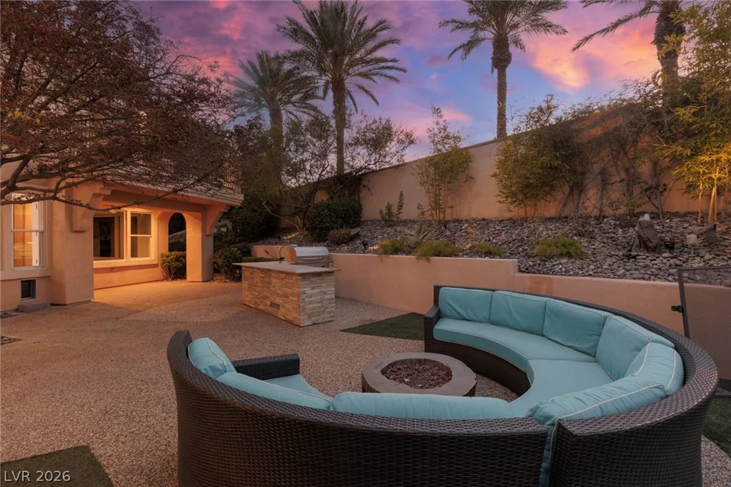 2451 Hollow Rock, Las Vegas, NV 89135