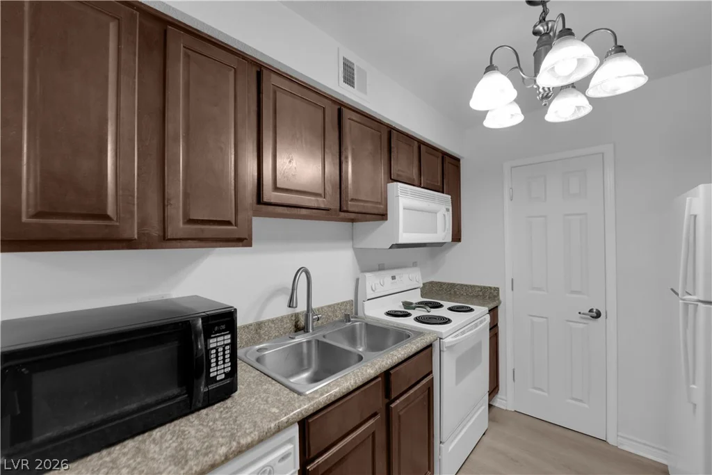 2451 Rainbow Blvd, Las Vegas, NV 89108