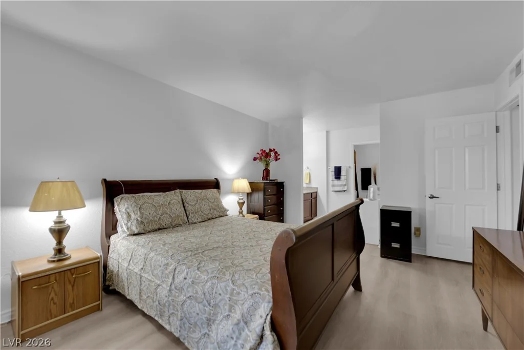 2451 Rainbow Blvd, Las Vegas, NV 89108
