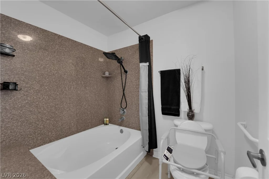 2451 Rainbow Blvd, Las Vegas, NV 89108