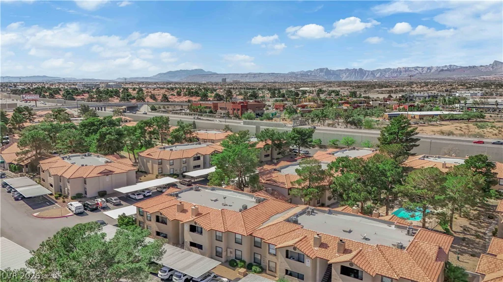 2451 Rainbow Blvd, Las Vegas, NV 89108