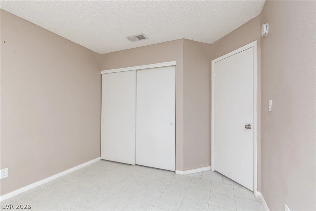 6344 Moonmist, Las Vegas, NV 89108
