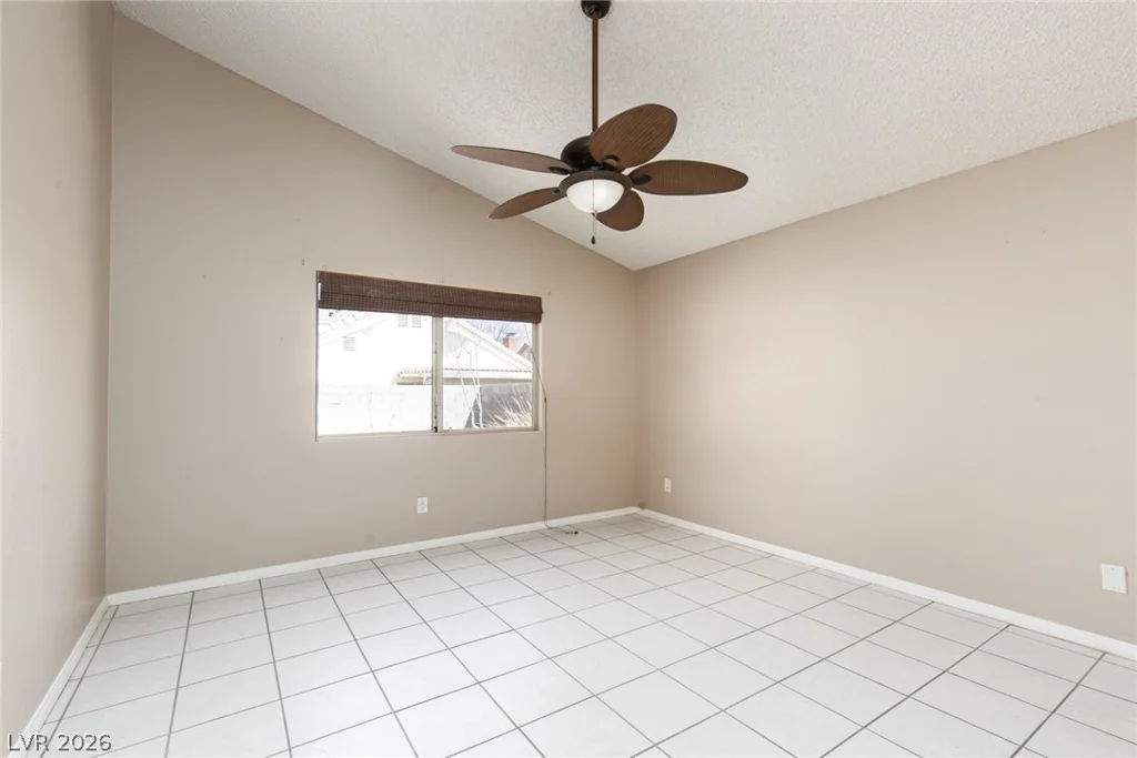 6344 Moonmist, Las Vegas, NV 89108