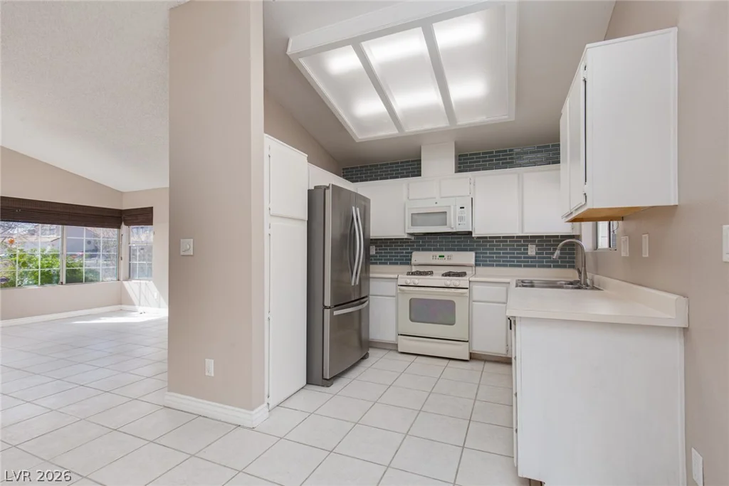 6344 Moonmist, Las Vegas, NV 89108