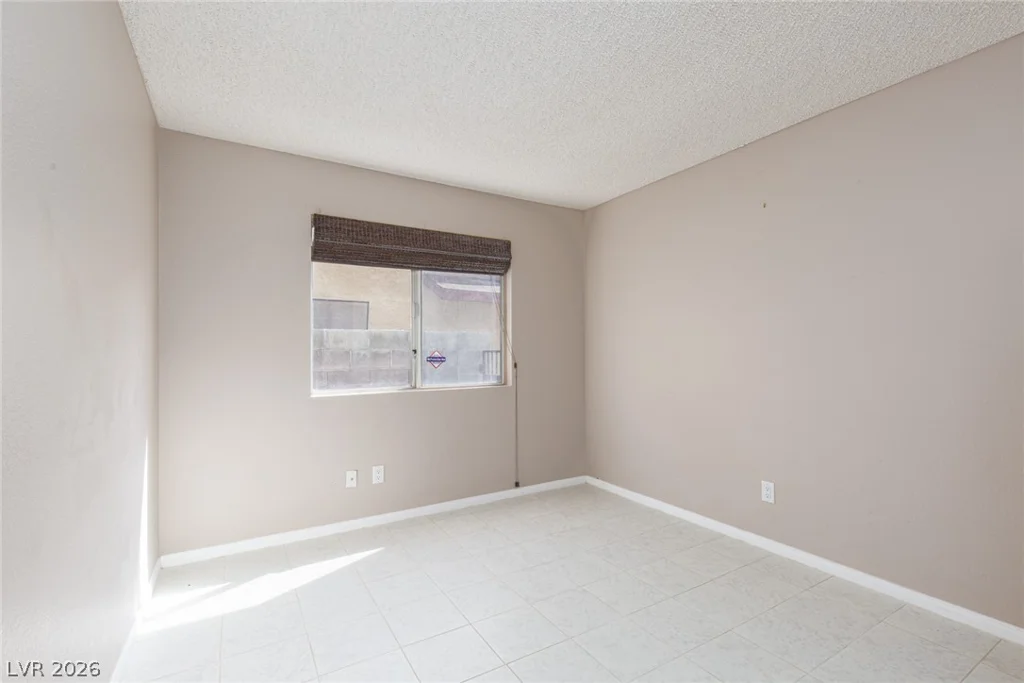 6344 Moonmist, Las Vegas, NV 89108