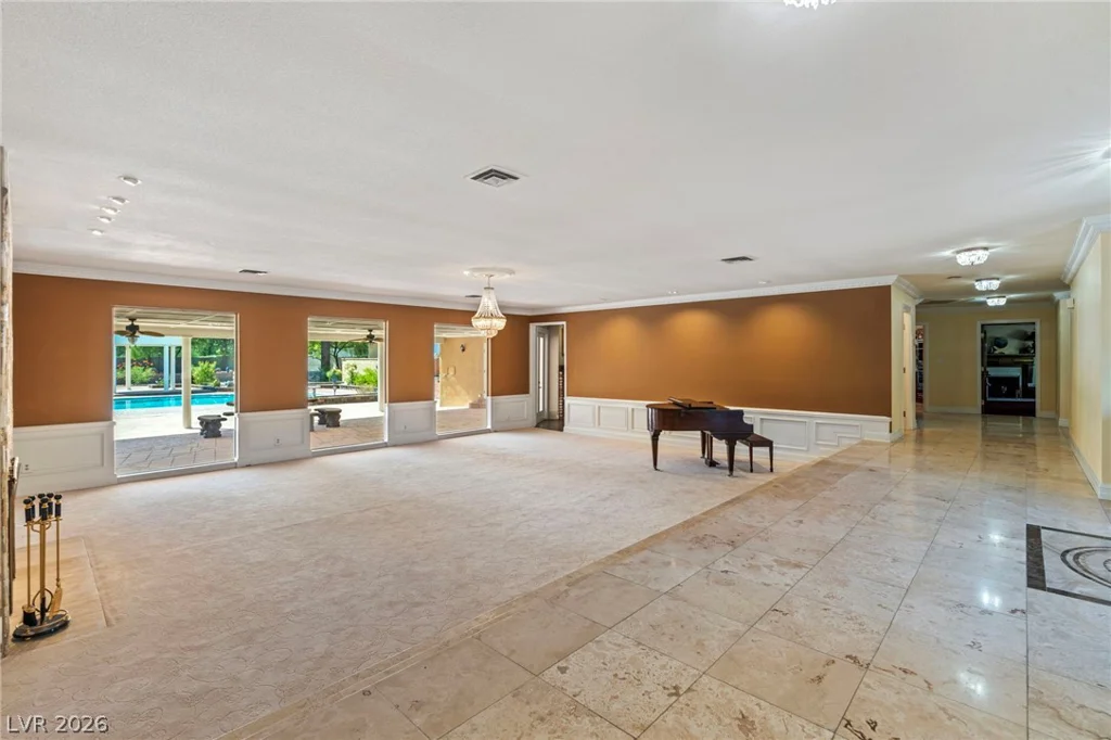 3585 Tobias, Las Vegas, NV 89120