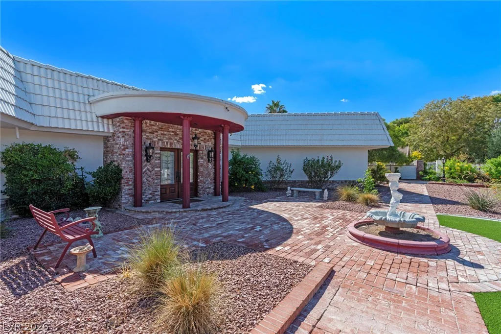 3585 Tobias, Las Vegas, NV 89120