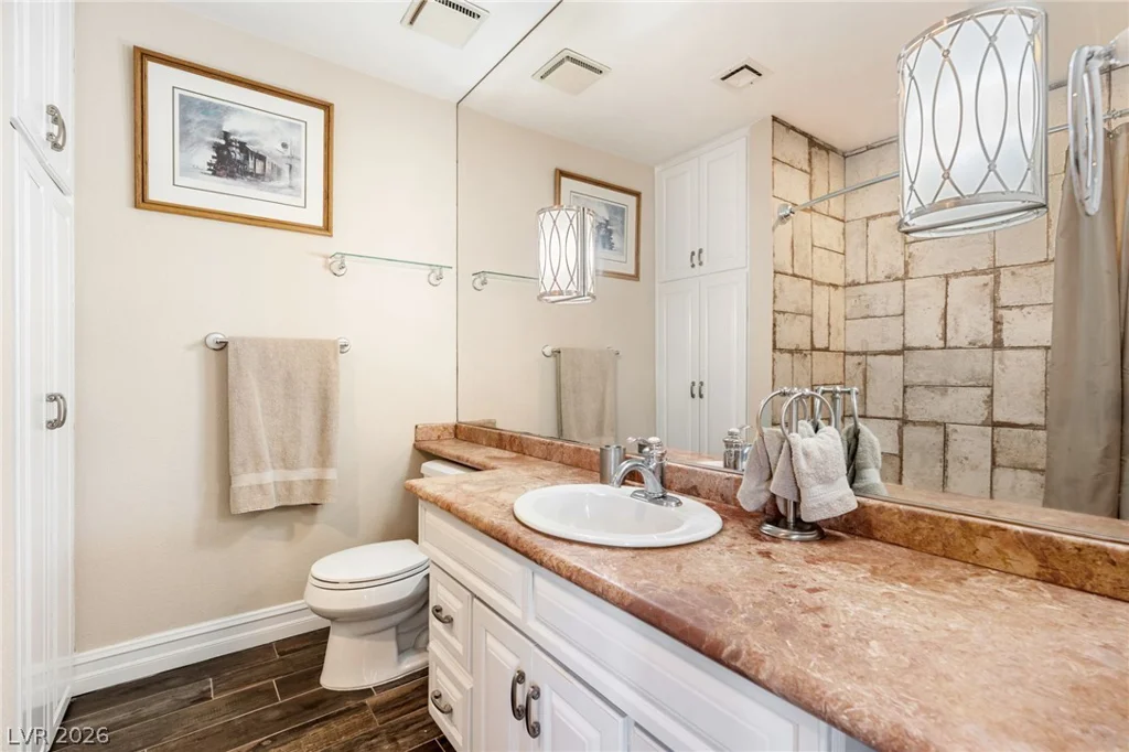 3585 Tobias, Las Vegas, NV 89120