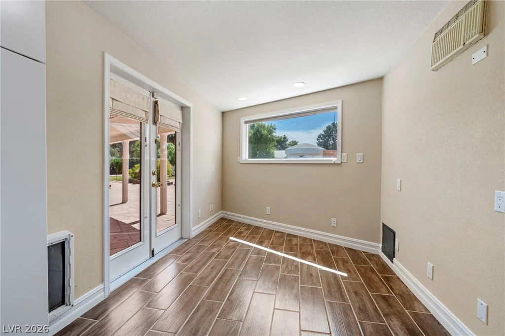 3585 Tobias, Las Vegas, NV 89120