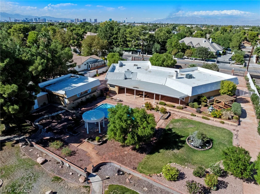3585 Tobias, Las Vegas, NV 89120
