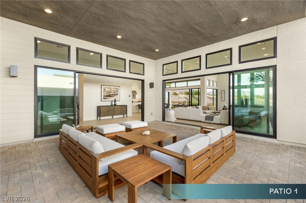 10964 Rossa Peak, Las Vegas, NV 89135