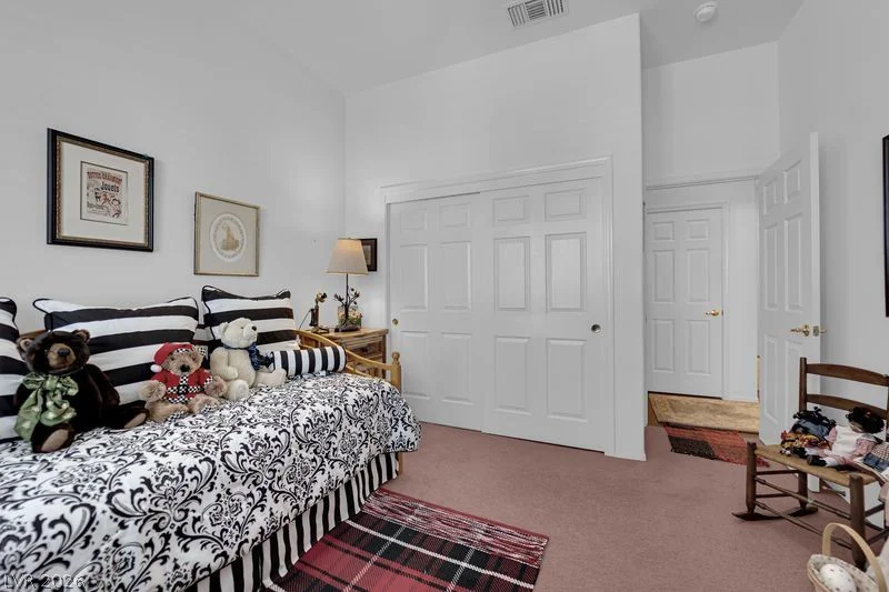 10641 Sky Meadows, Las Vegas, NV 89134
